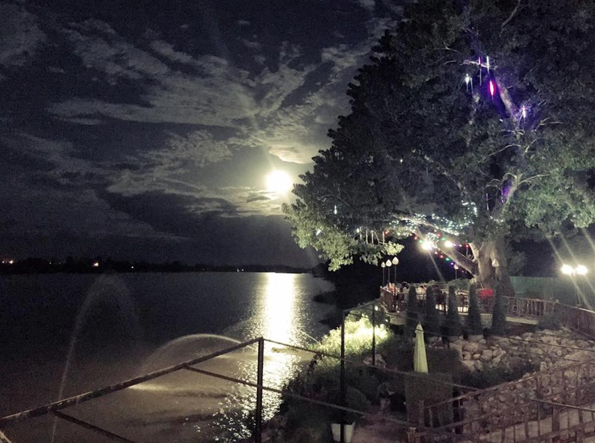 Maeping Mango Riverside Resort Kamphaeng Phet Exterior foto