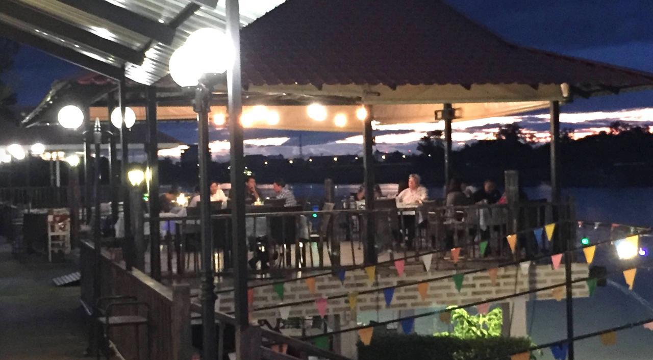 Maeping Mango Riverside Resort Kamphaeng Phet Exterior foto