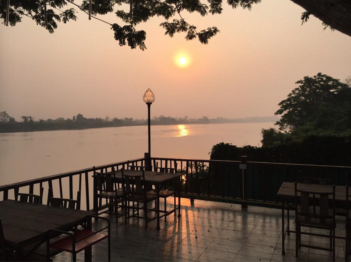 Maeping Mango Riverside Resort Kamphaeng Phet Exterior foto